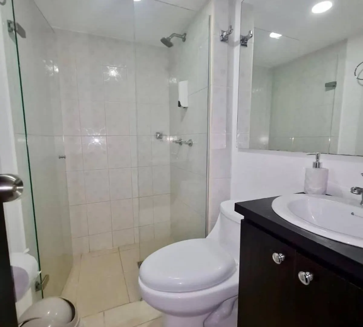 Alojamiento Con Vista Increible, Cerca Al Metro Y Mall De Comidas Sabaneta Apartment